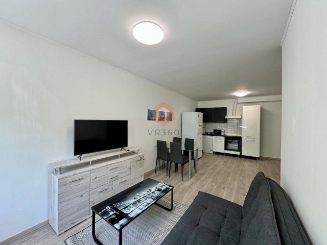 Kiadó téglalakás, albérlet, Pécsett 250 E Ft / hó, 2 szobás