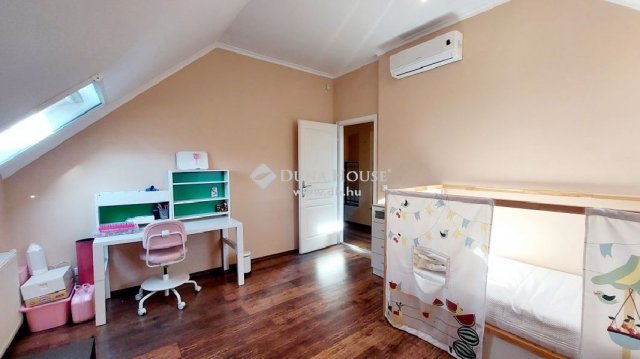 Eladó családi ház, Budapesten, XVI. kerületben 159 M Ft