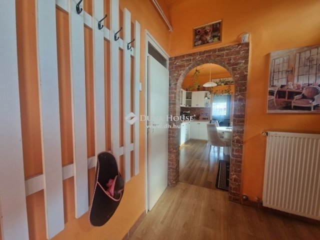 Eladó családi ház, Budapesten, XX. kerületben 62 M Ft, 3 szobás