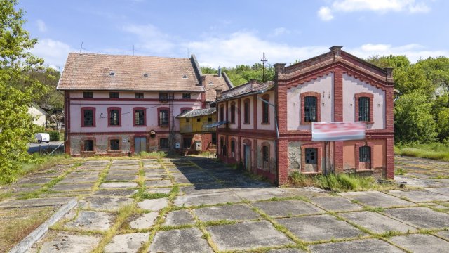 Eladó ipari ingatlan, Hőgyészen 64 M Ft / költözzbe.hu