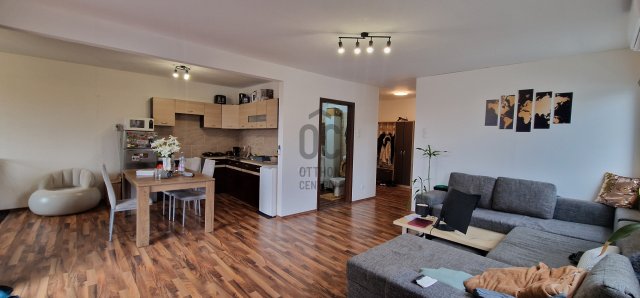 Eladó ikerház, Budapesten, XXII. kerületben 149.95 M Ft, 7 szobás