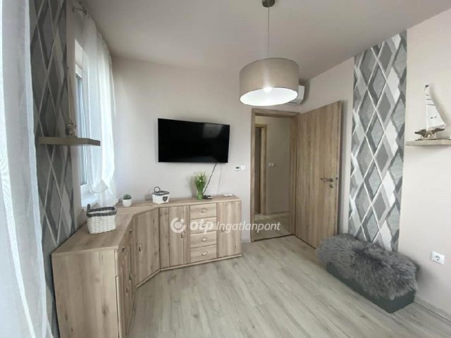 Eladó nyaraló, Zamárdiban 98 M Ft, 3 szobás