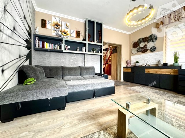 Eladó családi ház, Kecskeméten 105.99 M Ft, 6 szobás