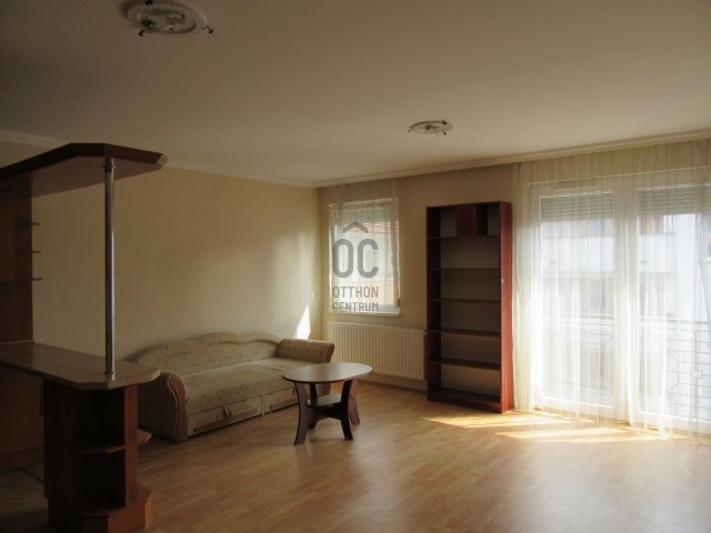 Kiadó téglalakás, albérlet, Debrecenben 190 E Ft / hó, 2 szobás