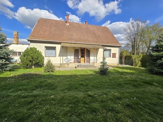Eladó családi ház, Botykapeterden 36.4 M Ft, 4 szobás