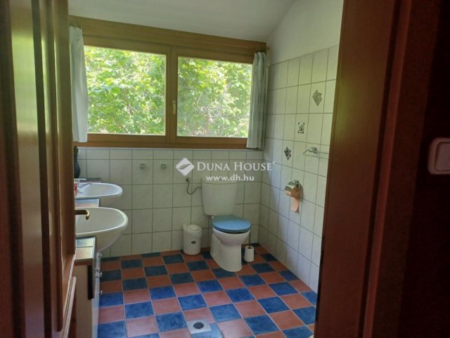 Eladó családi ház, Szentendrén 185 M Ft, 6 szobás