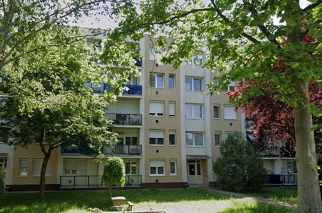 Eladó téglalakás, Szigetszentmiklóson 40 M Ft, 2 szobás