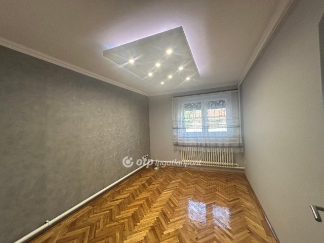 Eladó családi ház, Hajdúhadházon 48.5 M Ft, 2 szobás