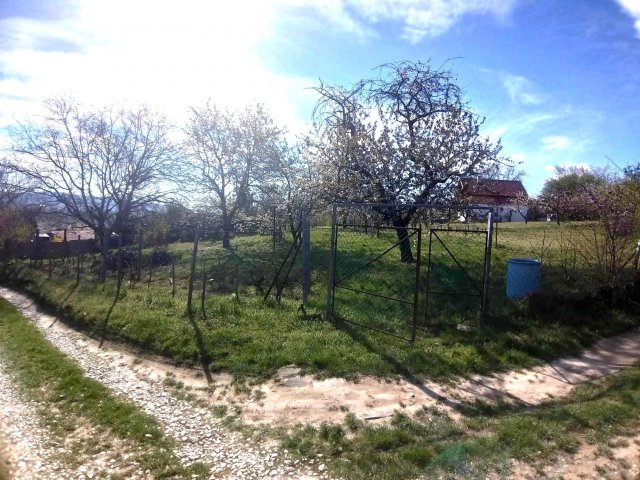 Eladó telek, Tatán 6.7 M Ft / költözzbe.hu