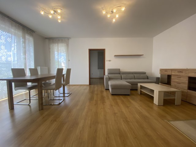 Kiadó téglalakás, albérlet, Győrött 220 E Ft / hó, 2 szobás