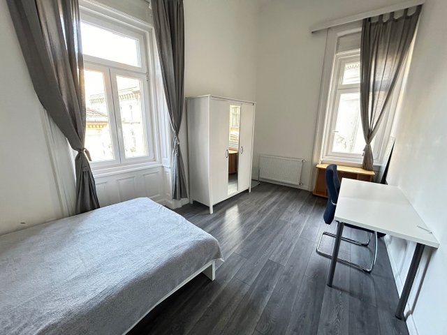 Eladó téglalakás, Budapesten, V. kerületben 214 M Ft, 5 szobás