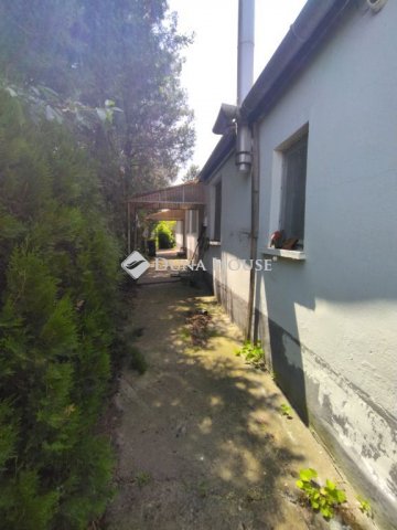 Eladó családi ház, Tápióbicskén 17.5 M Ft, 2 szobás