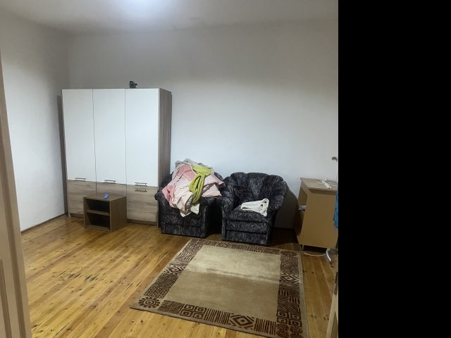 Eladó családi ház, Tasson 19.8 M Ft, 2 szobás