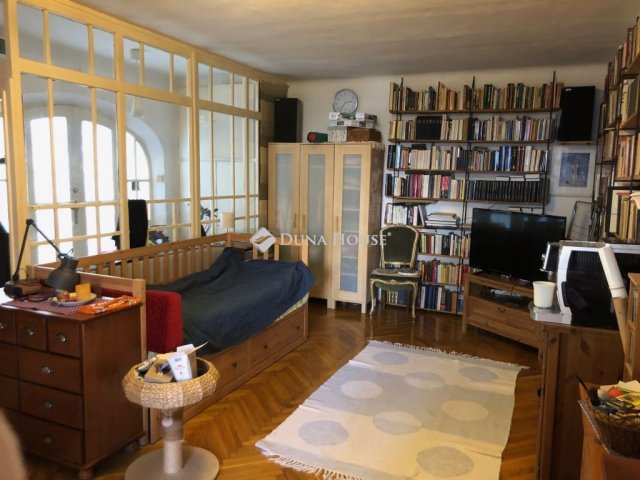 Eladó téglalakás, Budapesten, VIII. kerületben 64.9 M Ft
