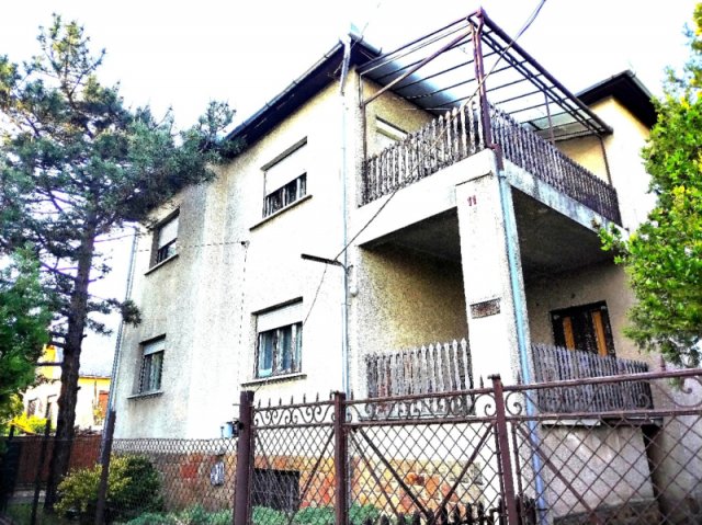Eladó családi ház, Monoron 78 M Ft, 6+1 szobás