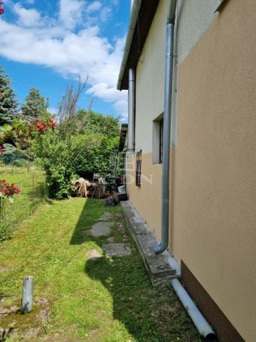 Eladó családi ház, Ráckevén 61.9 M Ft, 1+1 szobás
