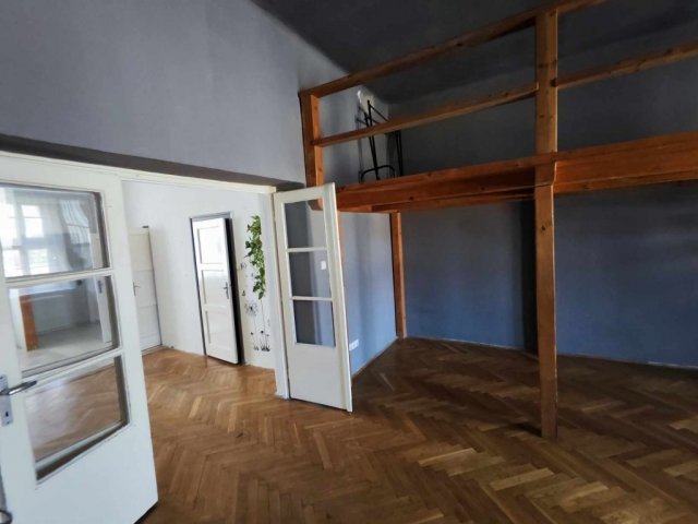 Eladó téglalakás, Pécsett 39.99 M Ft, 1 szobás