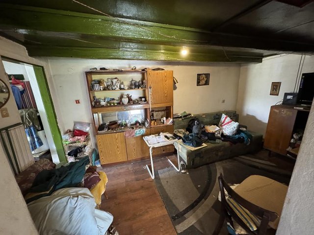 Eladó családi ház, Pomázon 13.5 M Ft, 2 szobás