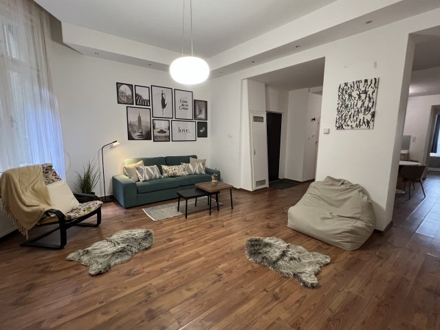 Kiadó téglalakás, albérlet, Budapesten, V. kerületben, 3 szobás