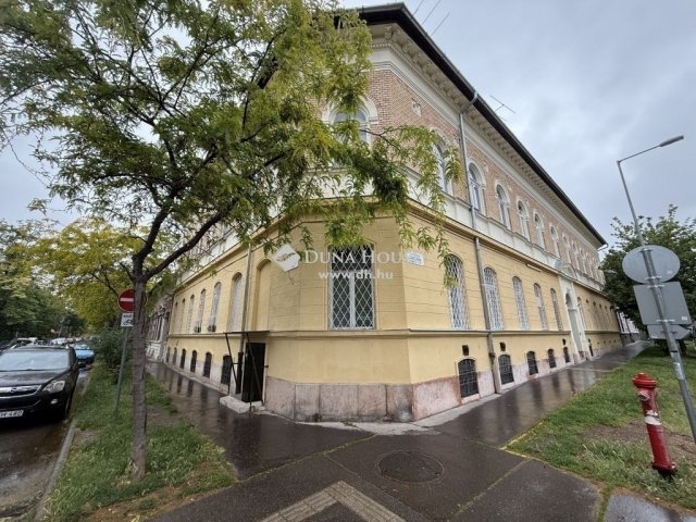Eladó téglalakás, Budapesten, X. kerületben 27.8 M Ft, 1 szobás