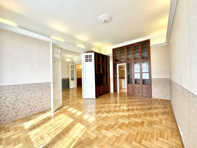 Kiadó téglalakás, albérlet, Budapesten, I. kerületben, 3 szobás