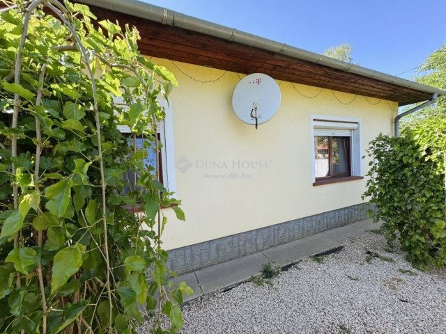 Eladó családi ház, Csorváson 21.499 M Ft, 2 szobás