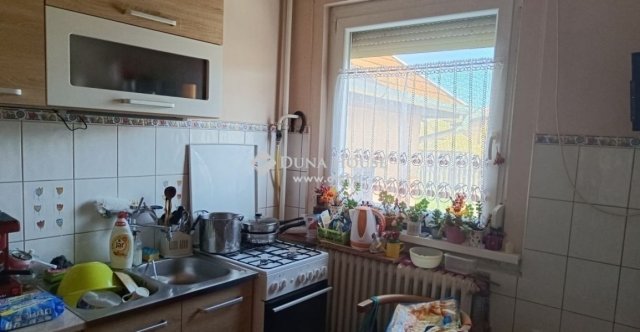 Eladó családi ház, Monoron 74.9 M Ft, 5 szobás