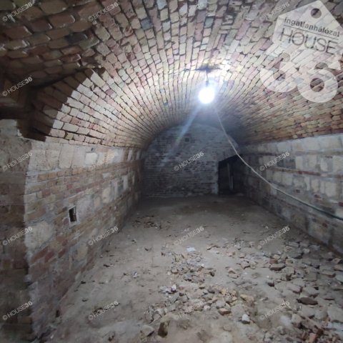 Eladó ipari ingatlan, Budapesten, X. kerületben 22.9 M Ft