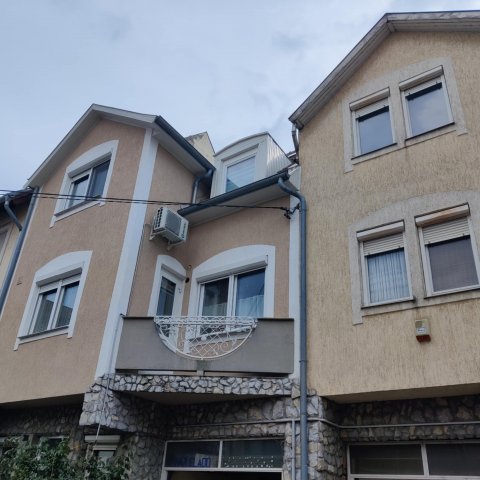 Eladó családi ház, Szolnokon 109 M Ft, 5 szobás
