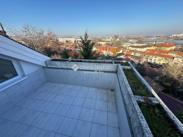 Eladó családi ház, Budapesten, XXII. kerületben 230 M Ft