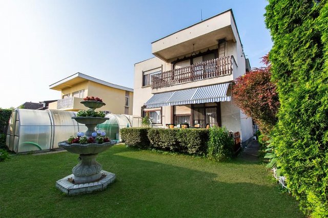 Eladó családi ház, Budapesten, XXI. kerületben 109.99 M Ft