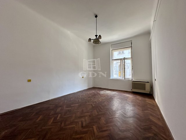 Eladó téglalakás, Budapesten, VIII. kerületben 51.999 M Ft