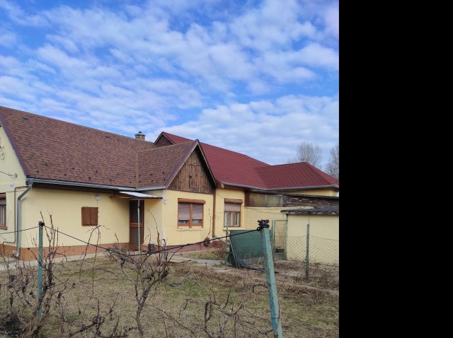 Eladó családi ház, Budaörsön 67 M Ft, 2 szobás