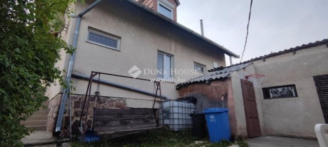 Eladó családi ház, Kővágószőlősön 59.5 M Ft, 5 szobás