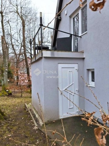 Eladó családi ház, Pilisszentkereszten 89 M Ft, 3 szobás