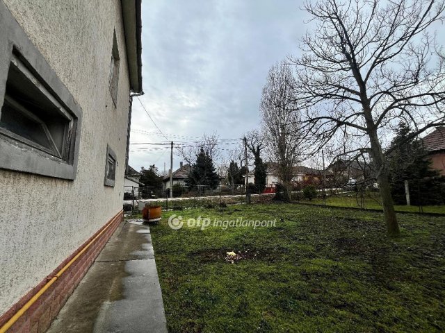 Eladó családi ház, Érden 98.99 M Ft, 7 szobás