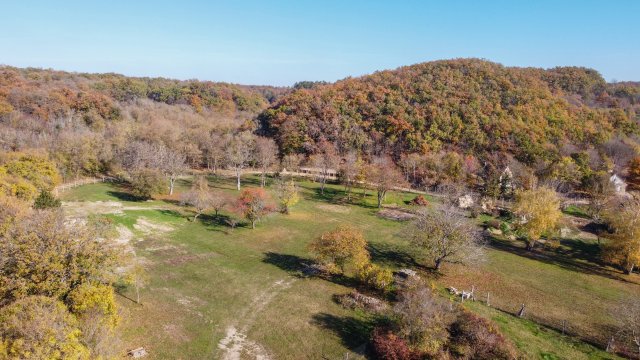 Eladó telek, Balatonfüreden, Virág utcában 360 M Ft