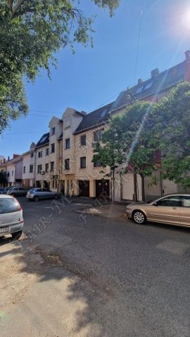 Kiadó téglalakás, albérlet, Szegeden 175 E Ft / hó, 2 szobás