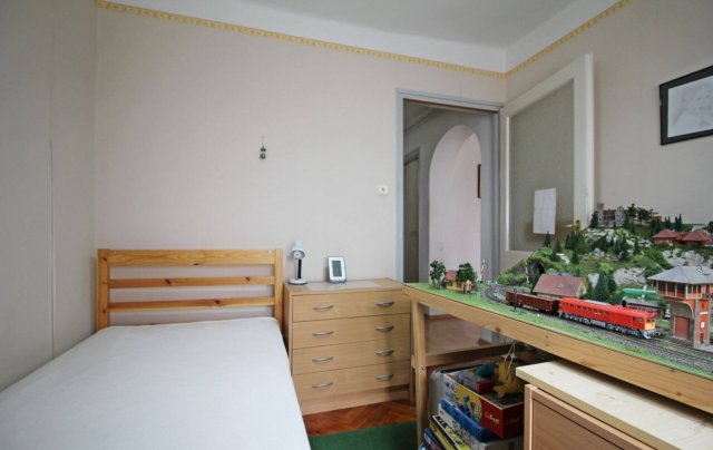 Eladó családi ház, Dombóváron 32.9 M Ft, 2 szobás