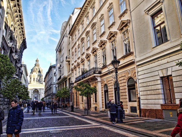 Kiadó téglalakás, albérlet, Budapesten, V. kerületben, 2 szobás