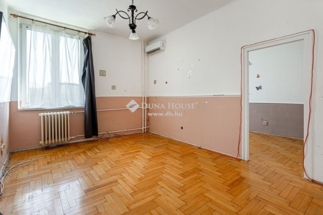 Eladó téglalakás, Budapesten, XXI. kerületben 44.5 M Ft