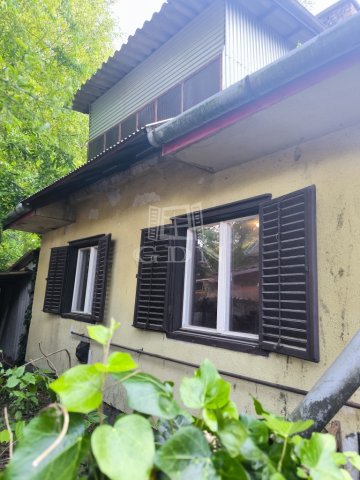 Eladó családi ház, Szigetmonostorban 37.9 M Ft, 1+2 szobás