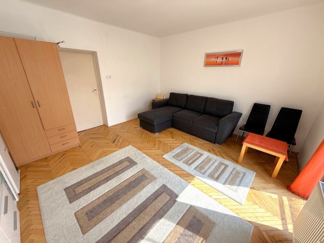 Eladó téglalakás, Pécsett, Jókai utcában 33.9 M Ft, 1 szobás