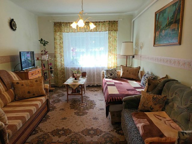 Eladó családi ház, Debrecenben, Sólyom utcában 39.99 M Ft