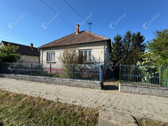 Eladó családi ház, Kemendolláron 23.9 M Ft, 2 szobás
