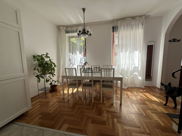 Kiadó téglalakás, albérlet, Budapesten, VI. kerületben