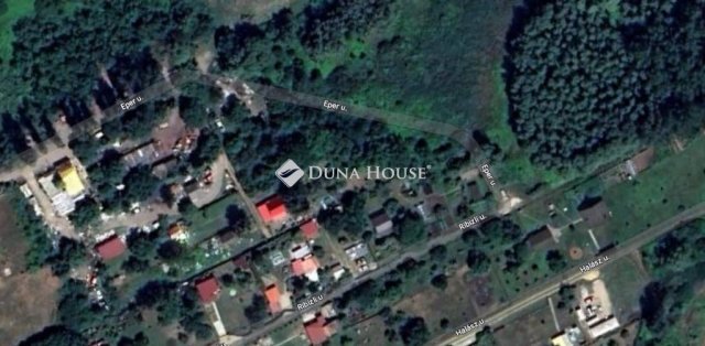 Eladó telek, Győrött, Eper utcában 11 M Ft