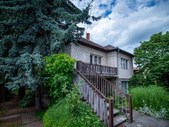 Eladó családi ház, Salgótarjánban 33.9 M Ft, 4 szobás