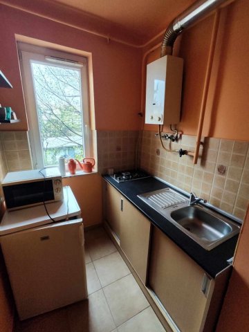Eladó téglalakás, Pécsett 0.11 M Ft, 1 szobás