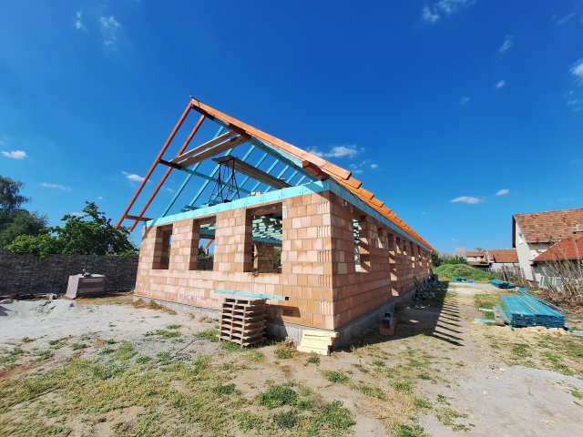 Eladó ikerház, Monoron 86.6 M Ft, 5 szobás / költözzbe.hu